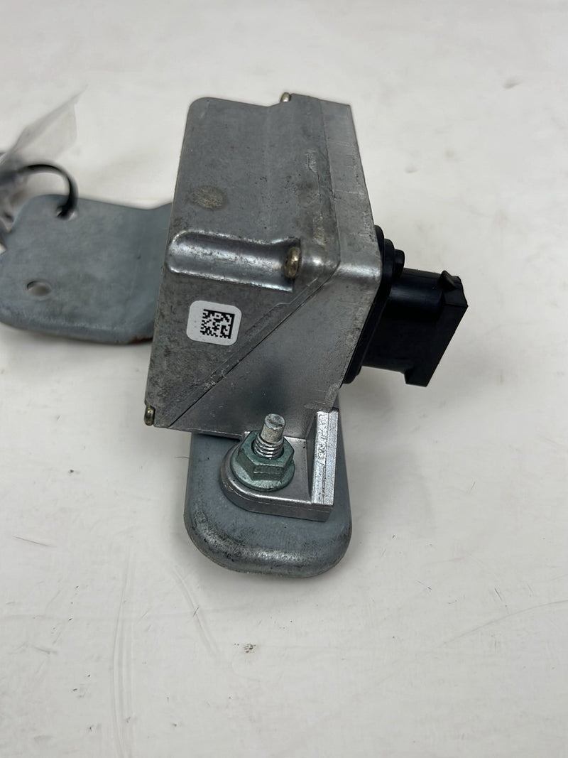 2004-2007 Volvo S60R V70R Yaw Rate Sensor Module AWD 8688070 OEM #5731EM