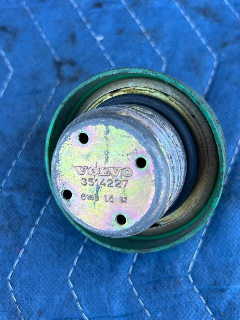 1986-1993 Volvo 240 244 245 Fuel Tank Gas Cap Green OEM #4165EM