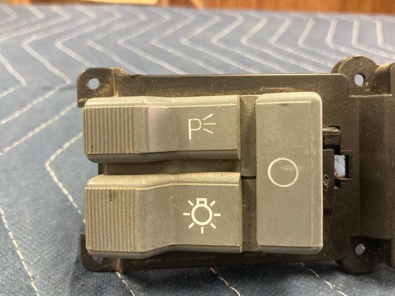 46973301