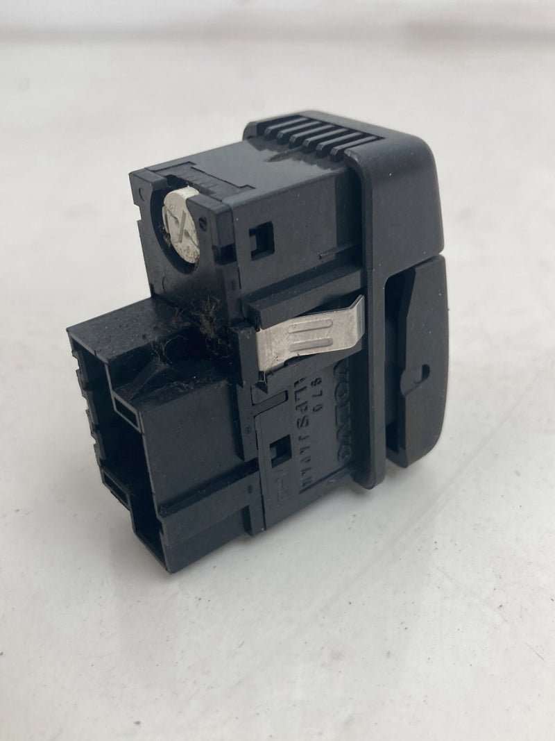 1998-2000 Volvo V70 P80 Defrost Switch Mirror Rear Window 9162952 #5166M