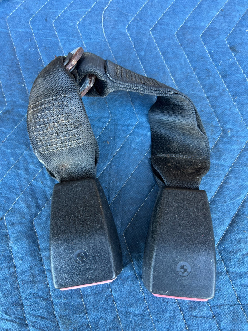 2000-2005 BMW 330xi 325xi E46 Rear Seat Belt Retractor & Buckle Set OEM #4822EM