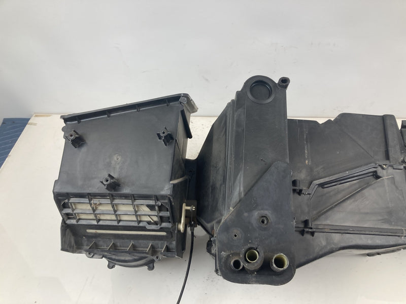 1988-1994 Chevrolet Silverado 1500 GMT400 HVAC Box Heat AC Fan OEM #4446M