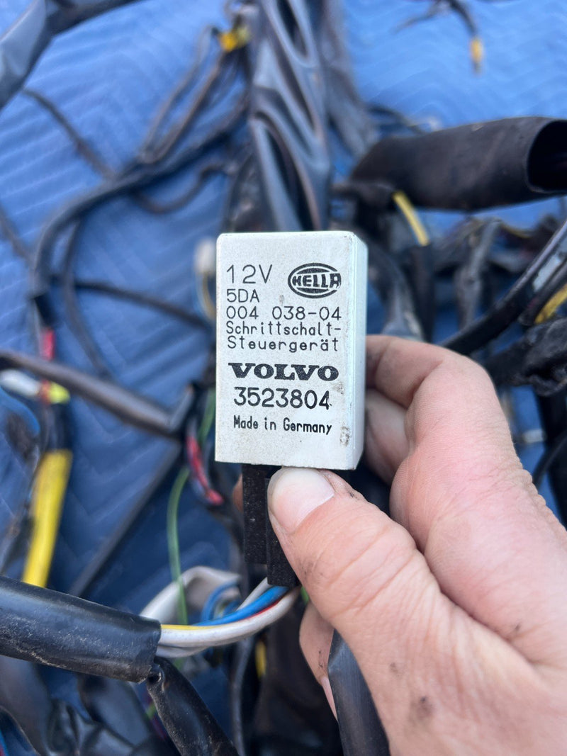 1986-1993 Volvo 240 244 245 Body Wiring Harness Dash to Tail Lights OEM #4213EM