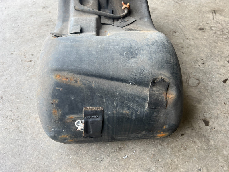 1989-1995 Volvo 740 940 Sedan Gas Fuel Tank Assembly OEM #3636EM