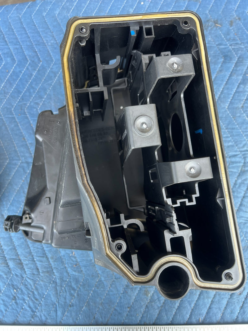1996-2003 Mercedes W210 E320 Engine Bay Cable Fuse Box Housing Cover OEM #4703EM