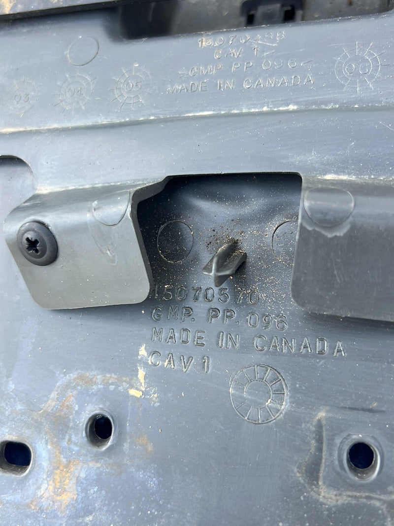 Chevrolet Silverado - Center Console PN: 15070570 15070488 15767145