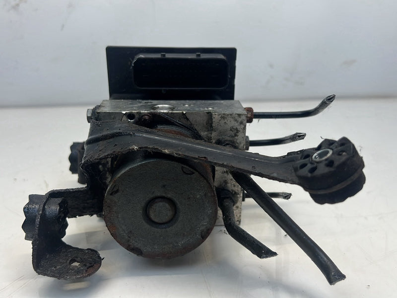2006 BMW X5 E53 - ABS Brake Module PN: 34516773012