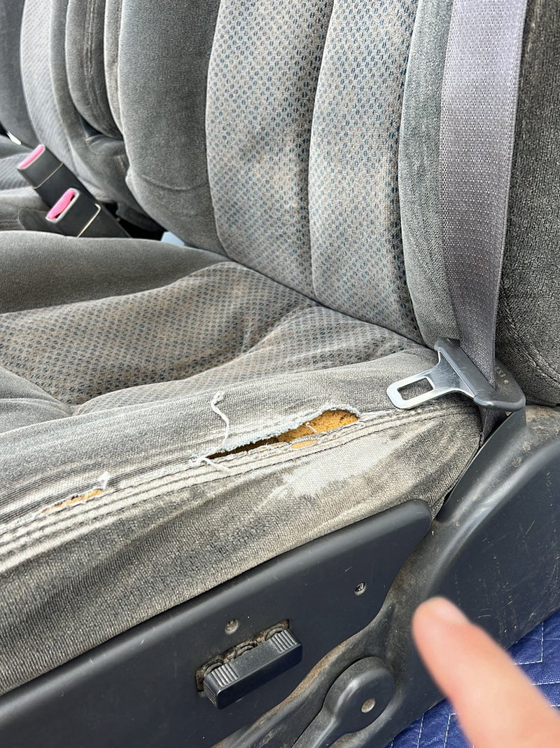 1999-2002 Chevrolet Silverado Tahoe Sierra Front Seat Pair Gray Cloth OE #5494EM