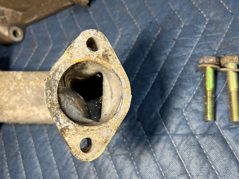 1983-1985 Porsche 944 Right & Left Motor Mount Frame Bracket Support OEM #2516EM