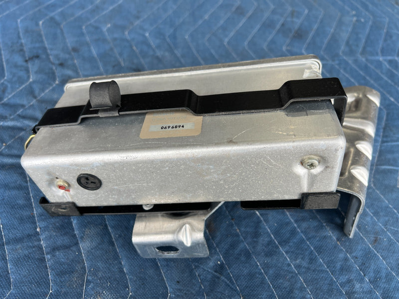 1989-1995 Volvo 740 940 Sedan ABS Control System Module 3523142 OEM #3660EM