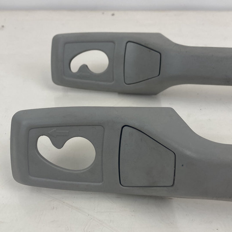 2003-2006 Volvo XC90 Ceiling Overhead Grab Handle Pair Gray P28 OEM #4823M