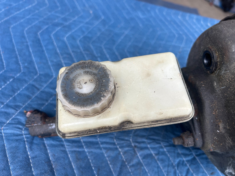 1986-1993 Volvo 240 244 245 Brake Booster & Master Cylinder Assembly OEM #4123EM