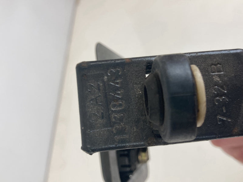 1992 Volvo 940 944 - Gas Pedal PN: 1330443