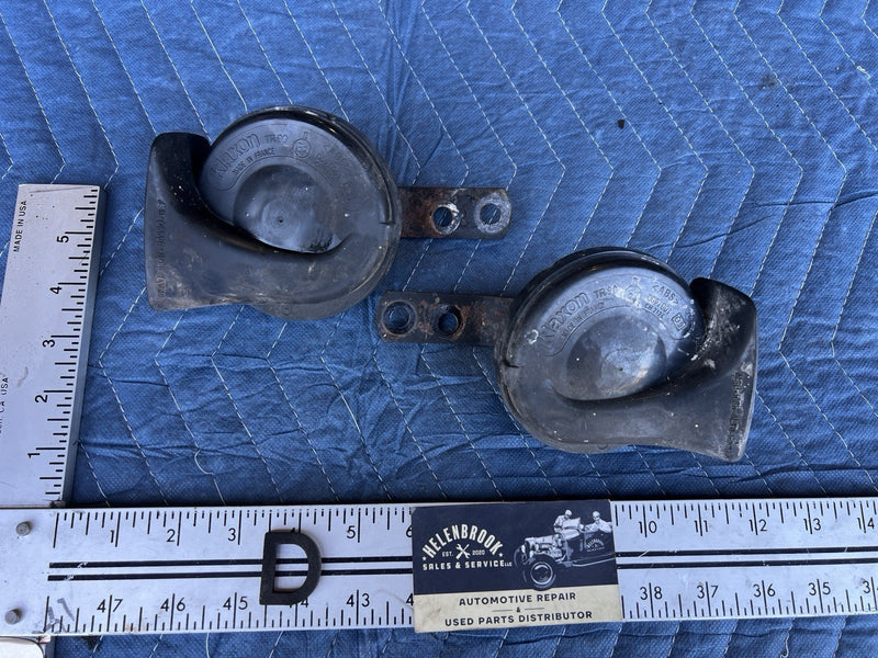 1998-2003 Jaguar XJR XJ8 Klaxon TR90 High & Low Horn Pair OEM #4623E