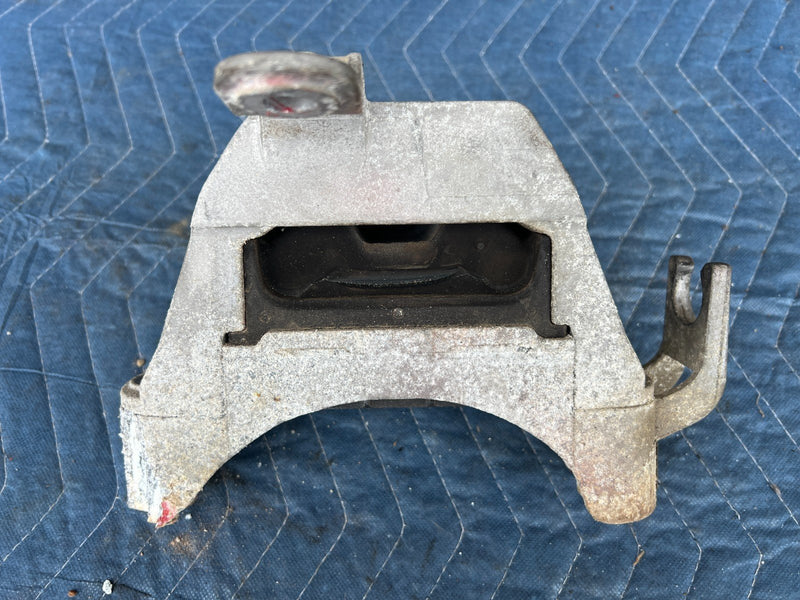 2012-2015 Chevy Cruze Passenger Side Engine Mount V06222 OEM #2228CN