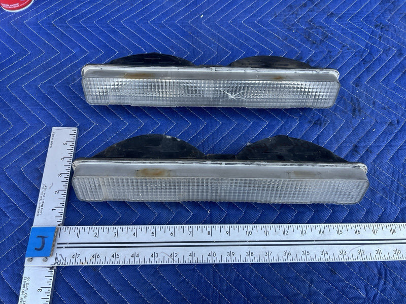 1980-1985 Cadillac Seville Front Turn Signal Light Housing 5970287 OEM #3394M