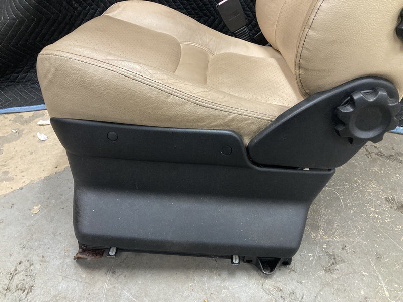 1998-2005 Land Rover Freelander Front Left LH Driver Seat Tan OEM #3023M