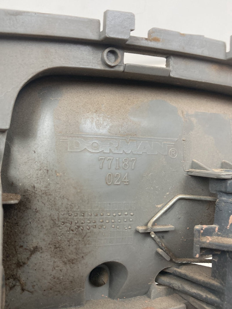 1996 Chevrolet Silverado GMT800 - Door Handle Interior PN: 77187 77186