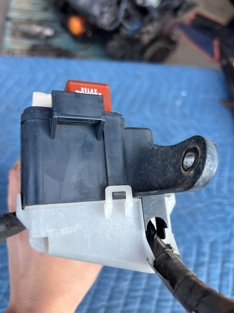 2003-2008 Toyota Corolla Cabin Dash Fuse Box Relay Junction OEM #3354EM