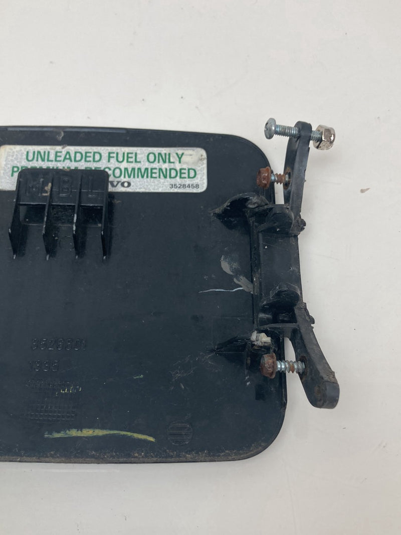1992 Volvo 940 944 - Fuel Door PN: 3526601 3528458