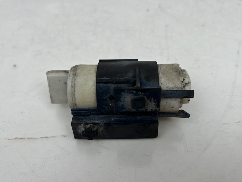 1993-1997 Volvo 850 Rear Windshield Washer Fluid Pump OEM