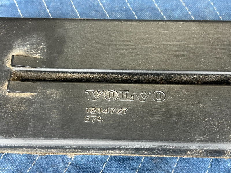 1986-1993 Volvo 240 244 245 HVAC Heat A/C Below Seat Duct Vent Pair OEM #4434EM