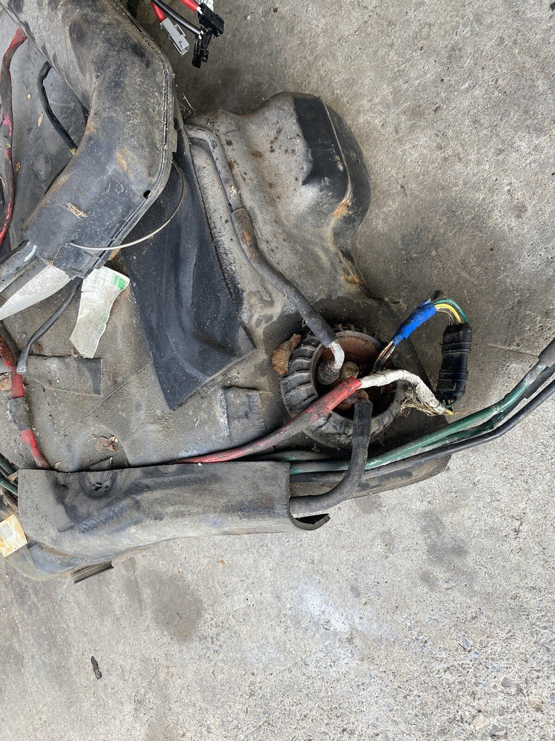 98-00 Volvo V70R V70 S70 AWD Fuel Gas Tank & Filler Neck OEM #1637E
