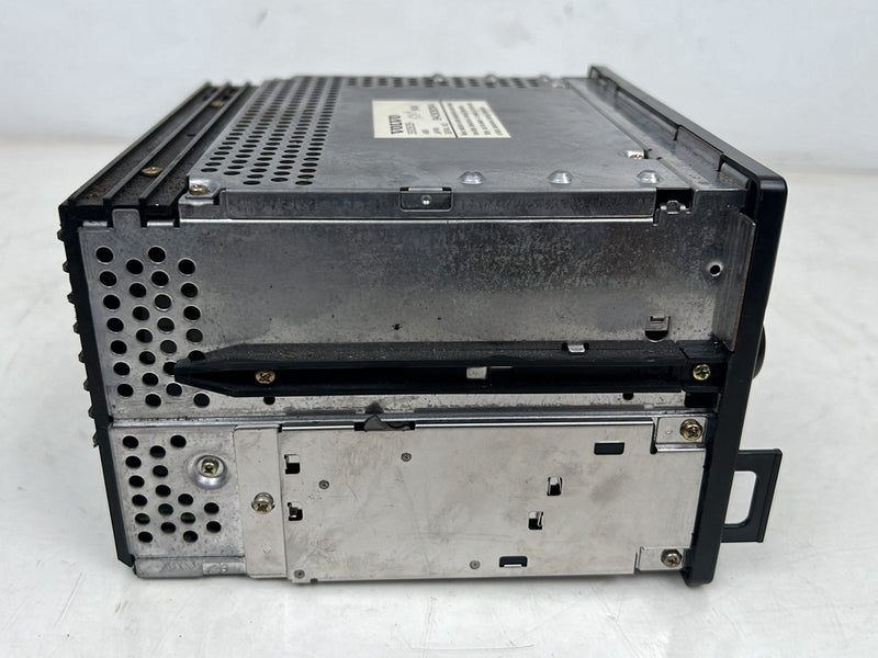 1993-1997 Volvo 850 AM FM Stereo Radio Head Unit Tape Player SC-811 OEM