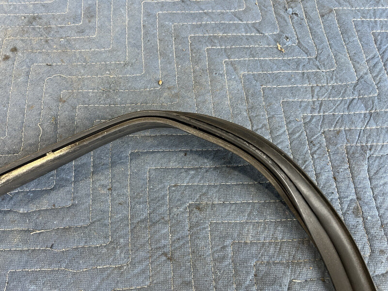 1998-2000 Volvo V70R V70 S70 Cowl To Hood Seal Weather Stripping OEM #4121E