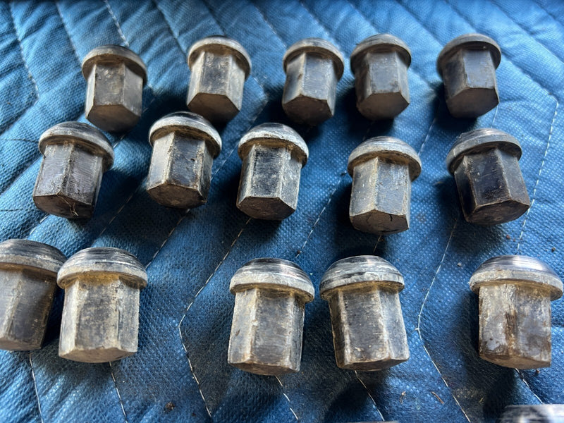 1983-1985 Porsche 944 Wheel Lug Nut Bolt Complete Set of 20 OEM #2455EM