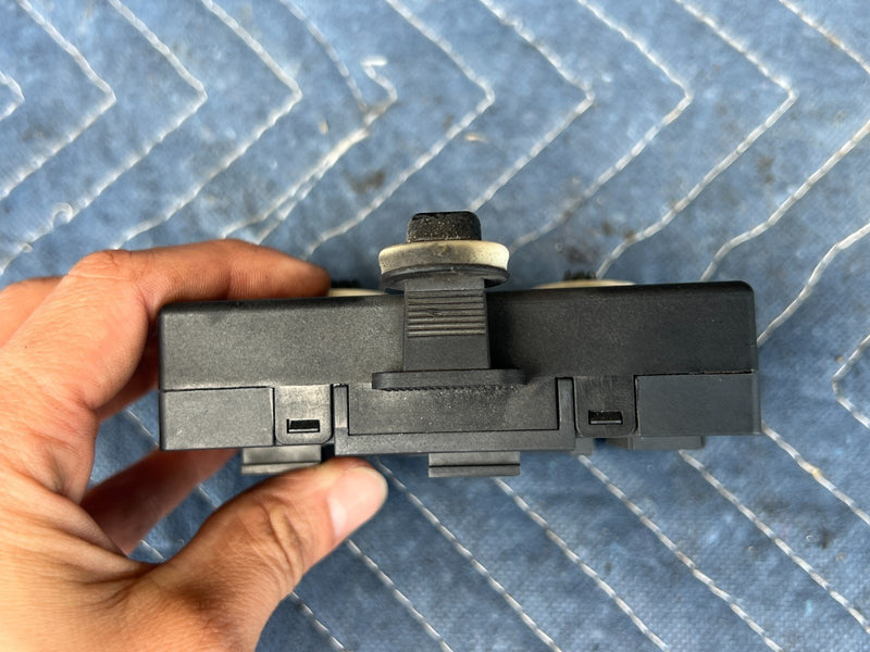2005-2011 Audi A6 Passenger RH Front Door Control Module 4F0959792R OEM #3437EM
