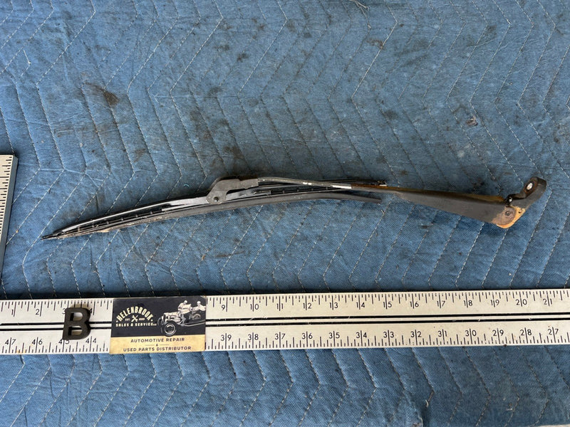 1985-1988 Suzuki Samurai SJ413 Wiper Arm OEM