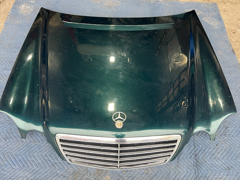 1998-2003 Mercedes W210 E320 Hood Panel Engine Bonnet w/ Grille Green OE #4741EM