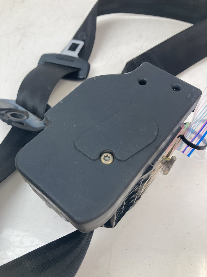 2001-2005 Volkswagen Passat Seat Belt Front Right OEM #5534M