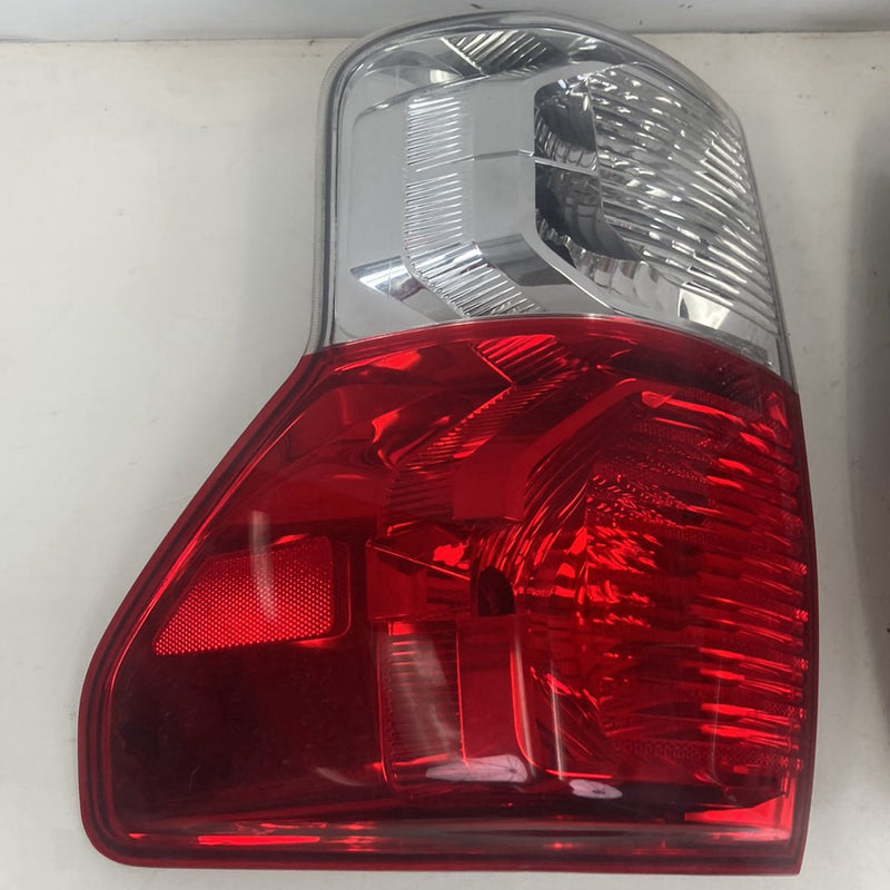 2007-2013 Toyota Tundra K50 Tail Light Pair 81560-0C090 81550-0C090 OEM #5310M