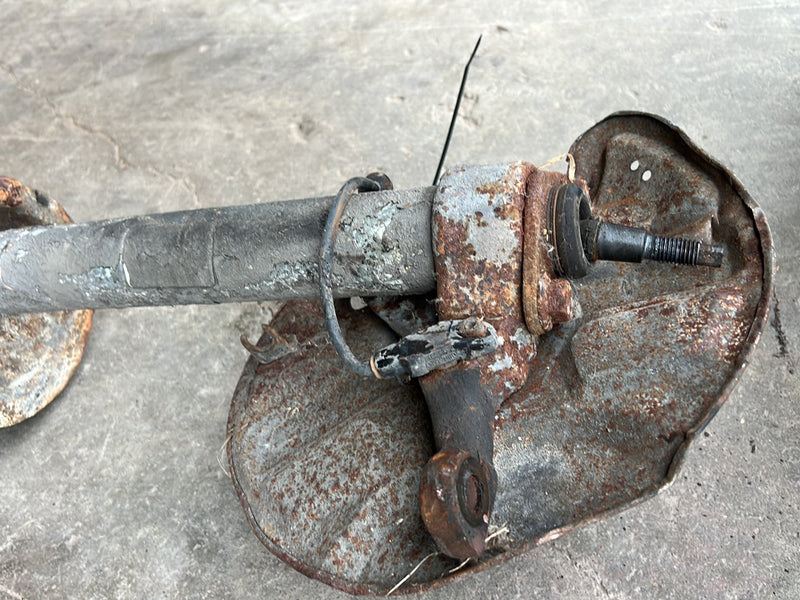 1990-1992 Volvo 740 745 940 Front Right Strut Shock w/ Hub Assembly OEM #5993EM