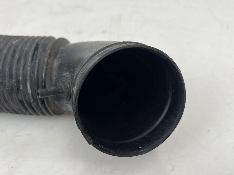 1993-1997 Volvo 850 Fresh Air Intake Tube Hose Duct 9161380 OEM