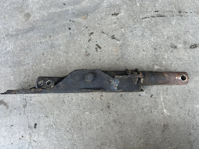 1967-1974 Volvo 140 142 Rear Left & Right Bumper Shock Pair OEM #5089EM