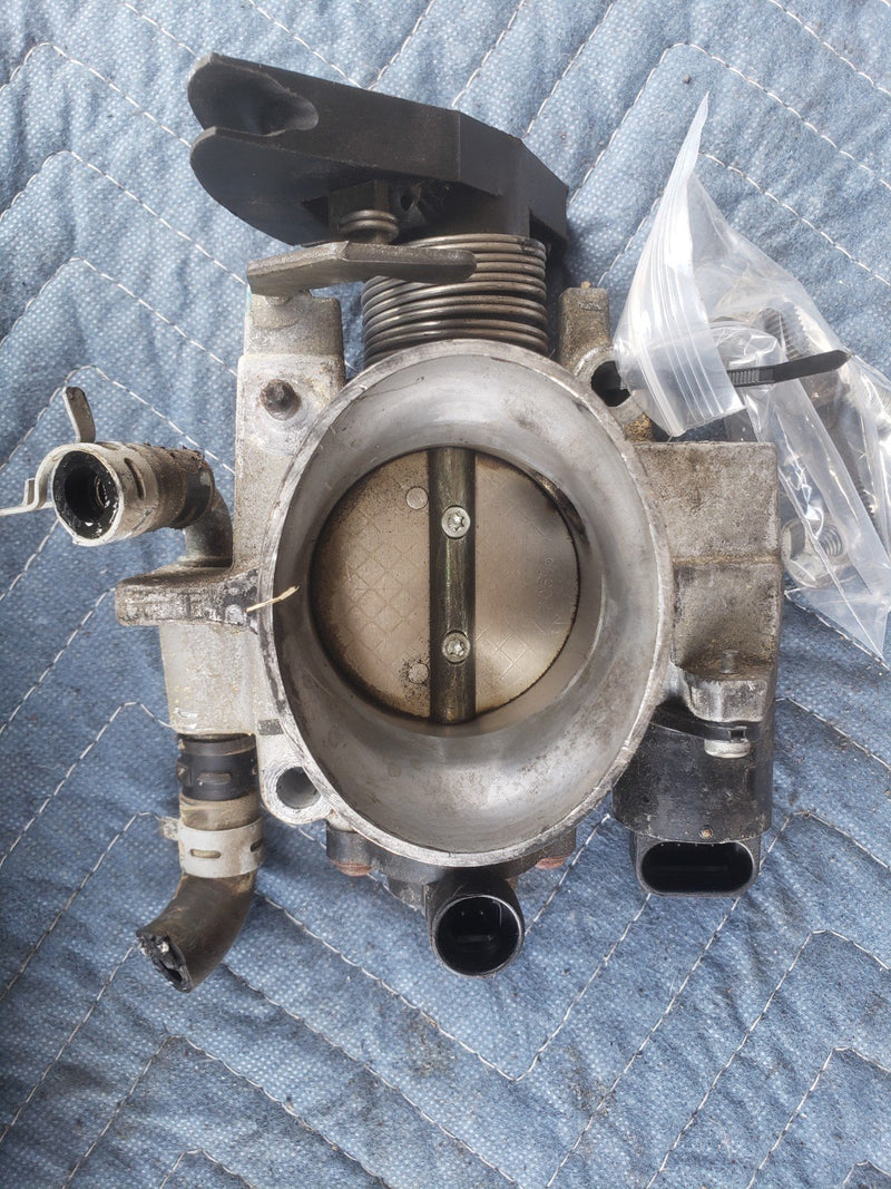 2000-2005 Chevy Impala Throttle Body Valve Assembly OEM #2169CN
