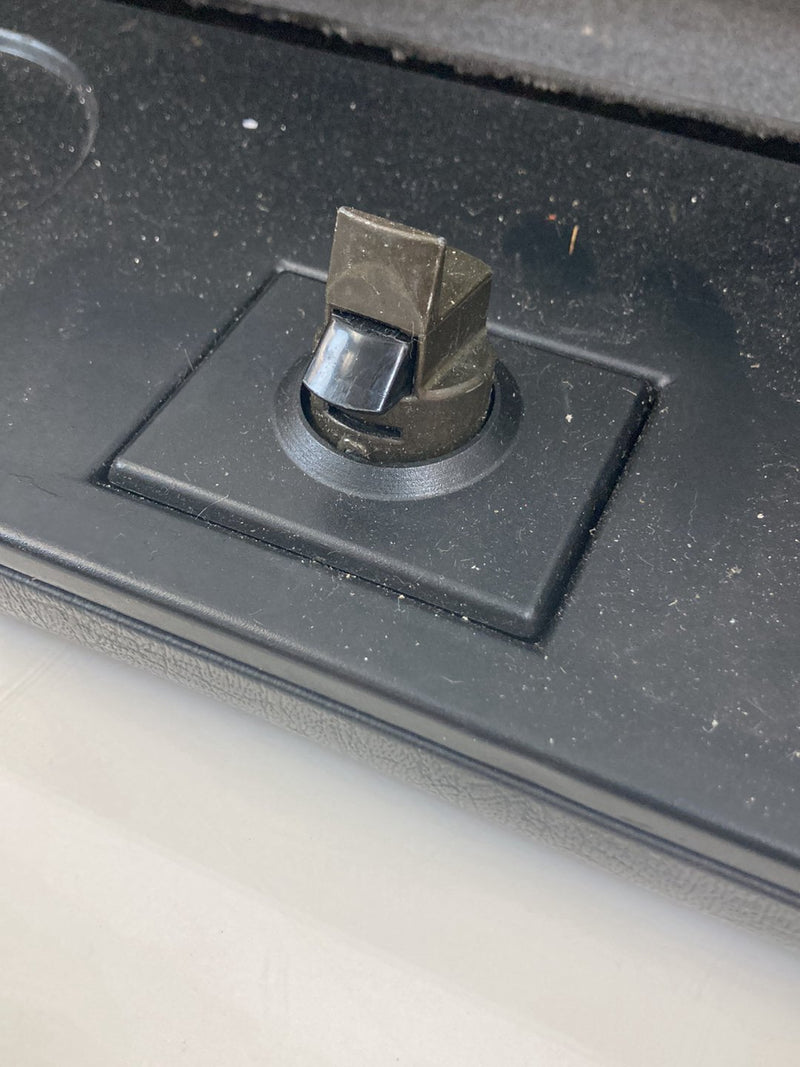1992 Volvo 940 944 - Glove Box