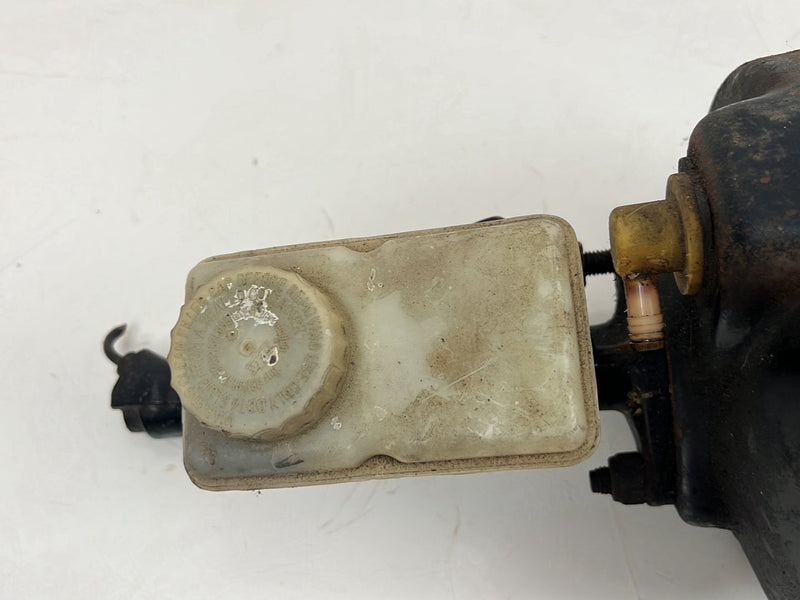 1975-1980 Volvo 244 Brake Booster Master Cylinder OEM