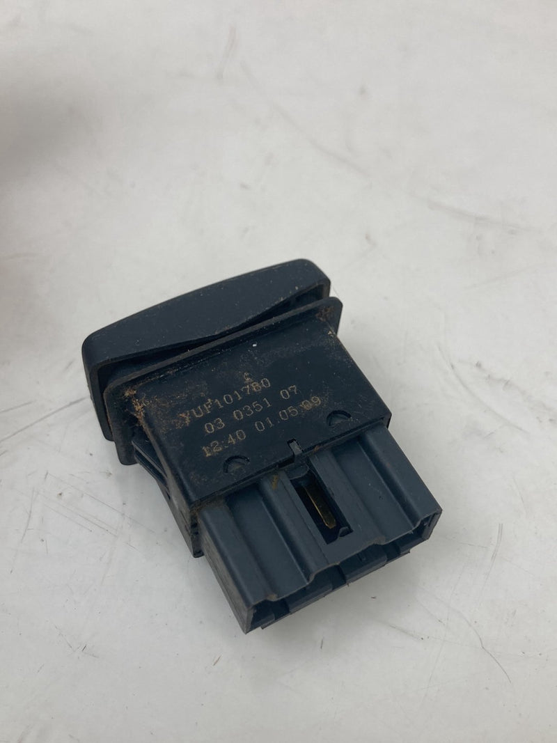 1999-2004 Land Rover Discovery II L550 Power Window Switch Rear 03035107 OEM #5043M