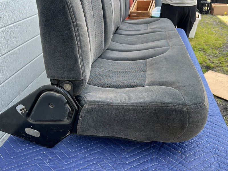 1999-2006 Chevrolet Silverado GMC Ext Cab Rear Bench Seat Gray Cloth OEM #5495EM