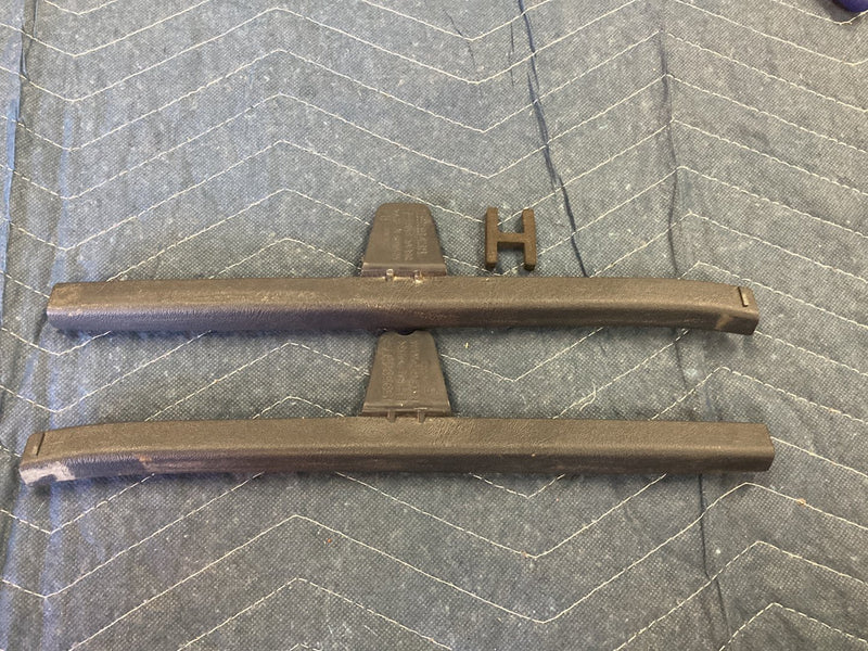 1996 Chevrolet Suburban - Trim Panel PN: 15959438 15959437