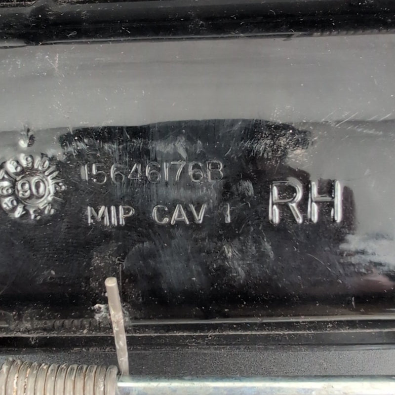47023922