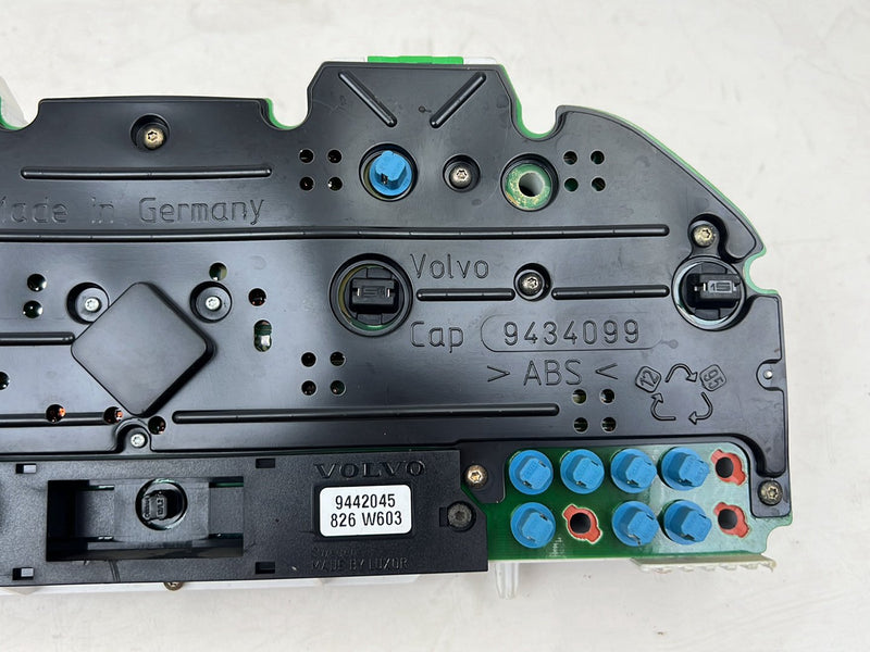 1993-1997 Volvo 850 Instrument Gauge Cluster Speedometer Assembly OEM