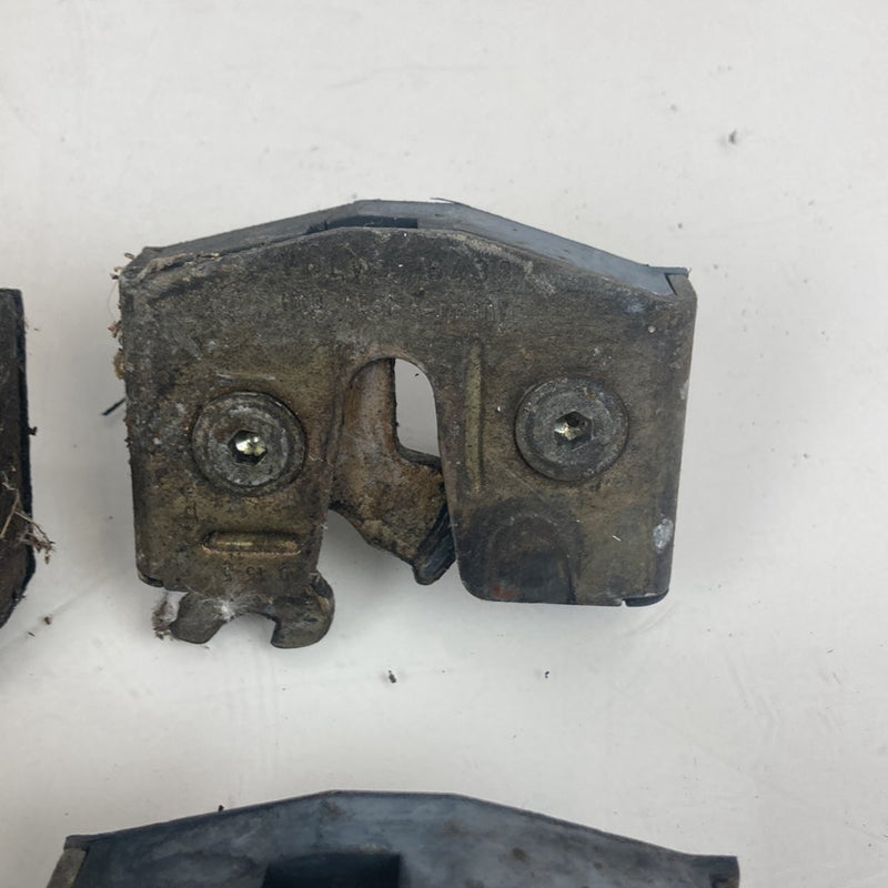1975-1980 Volvo 244 Door Latch Set of 4 Lock 6438 OEM #4899M