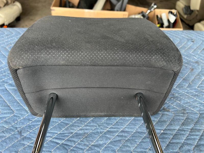 2008-2010 Nissan Rogue RH Passenger Seat Front Headrest Cloth OEM #2102CN