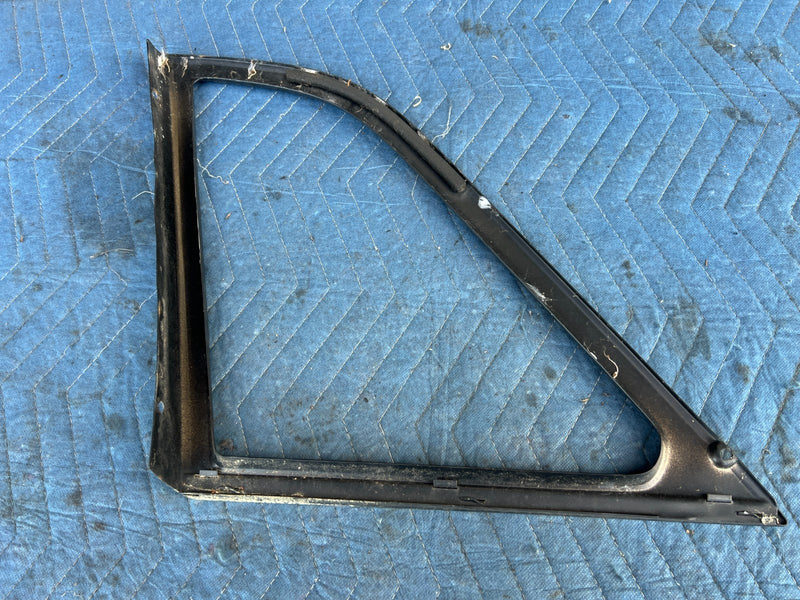 1986-1993 Volvo 240 244 Sedan Left Right Exterior Quarter Window Trim OE #4385EM