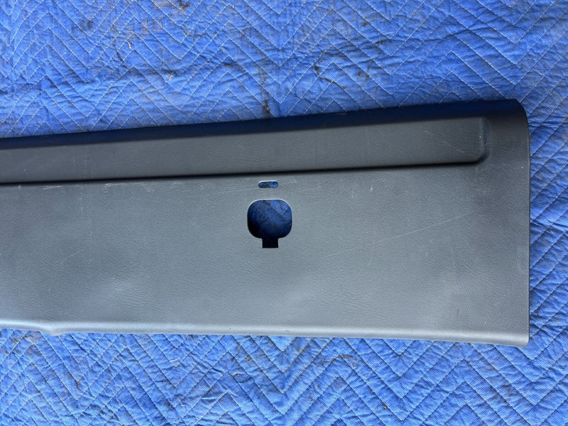 1999-2002 Chevy Silverado GM 1500 Rear Window Interior Lower Trim OEM #1831CN